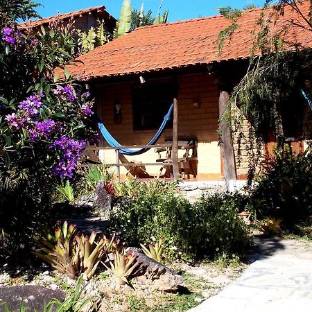 Pousada Vila Dos Ipes カバルカンテ 部屋 写真